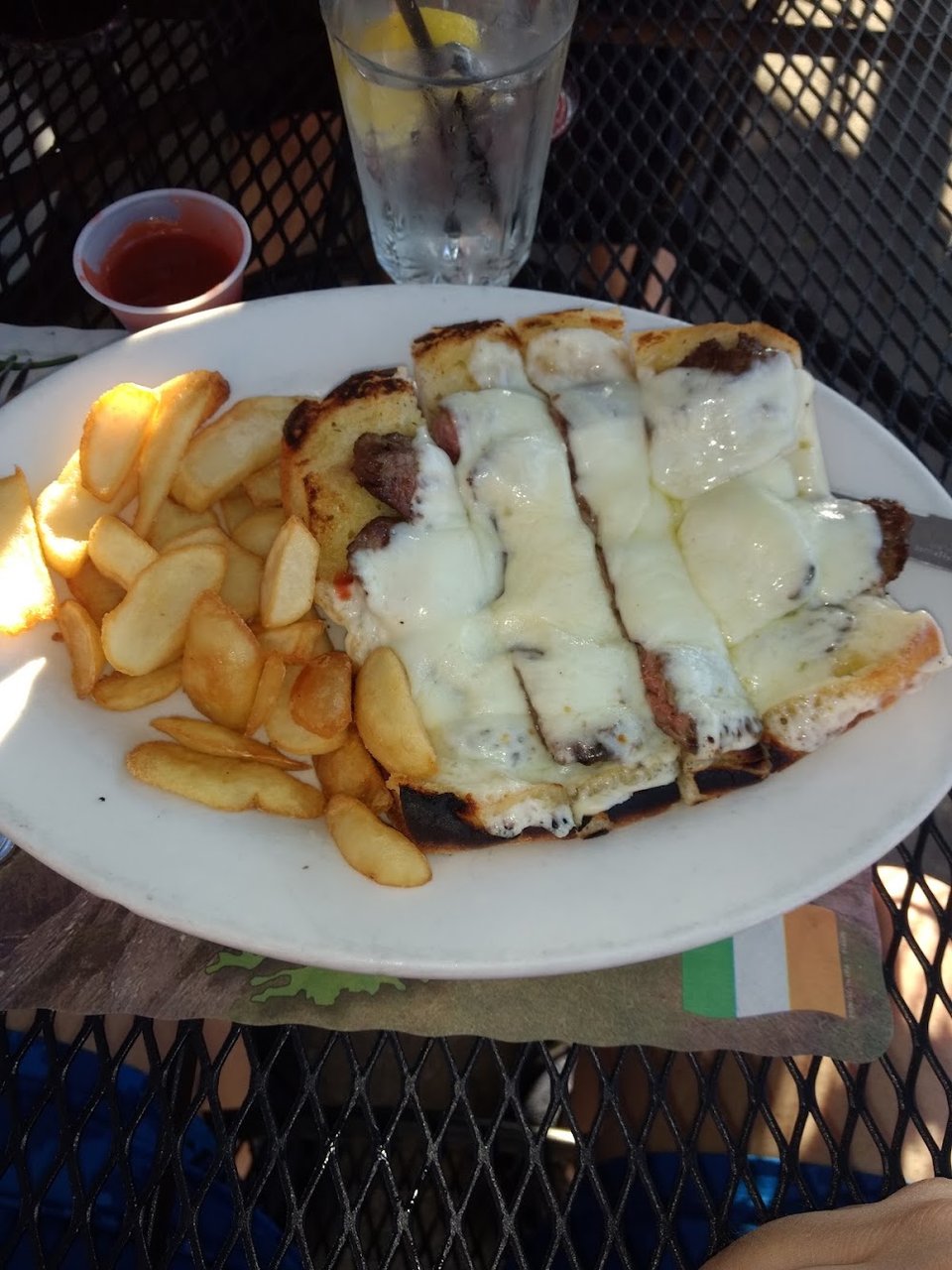 Steak Tidbits on Garlic Bread with Mozzarella
